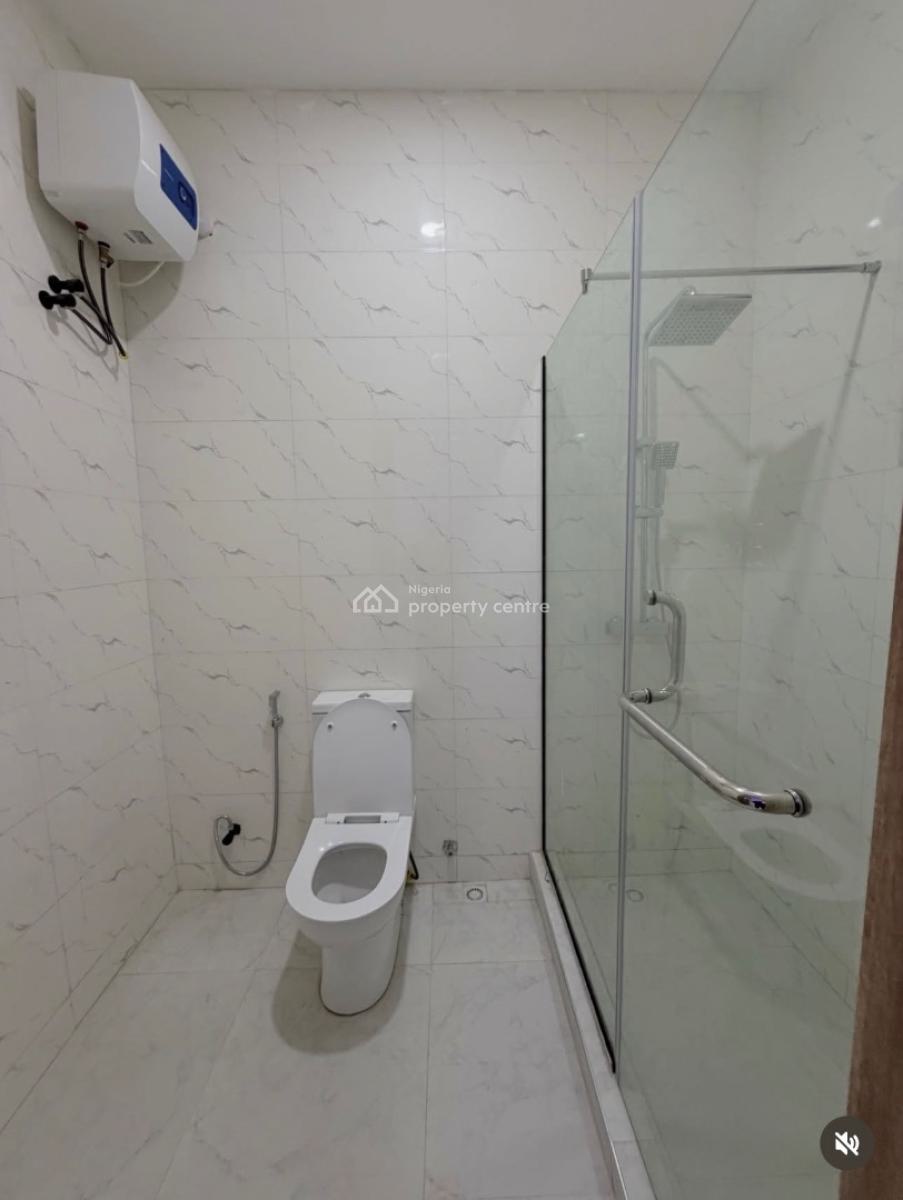 Spacious 5 Bedroom Fully Detached Duplex with Bq, Gra Phase 2, Magodo, Lagos, Detached Duplex for Sale