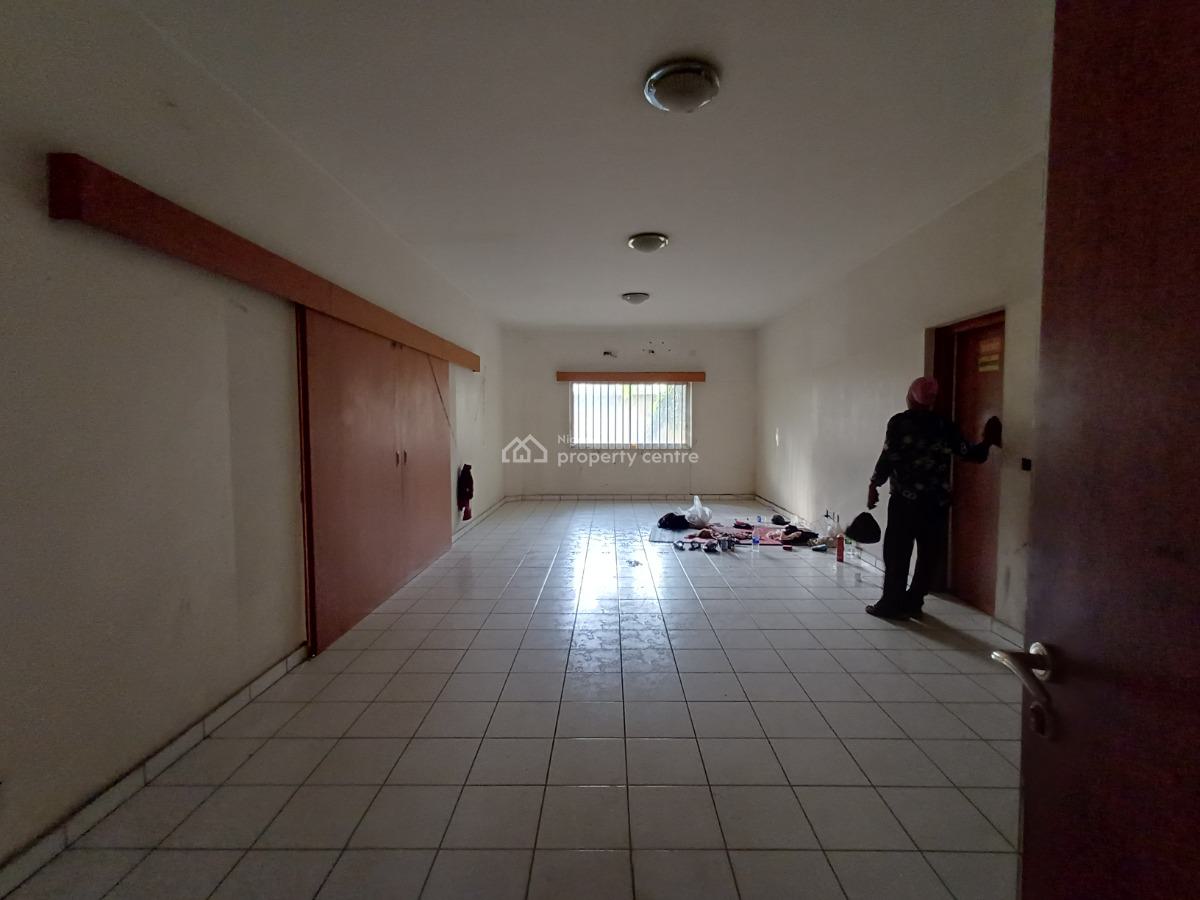 7 Bedroom Detached Duplex with 4 Rooms Bq, Jabi, Abuja, Detached Duplex for Rent