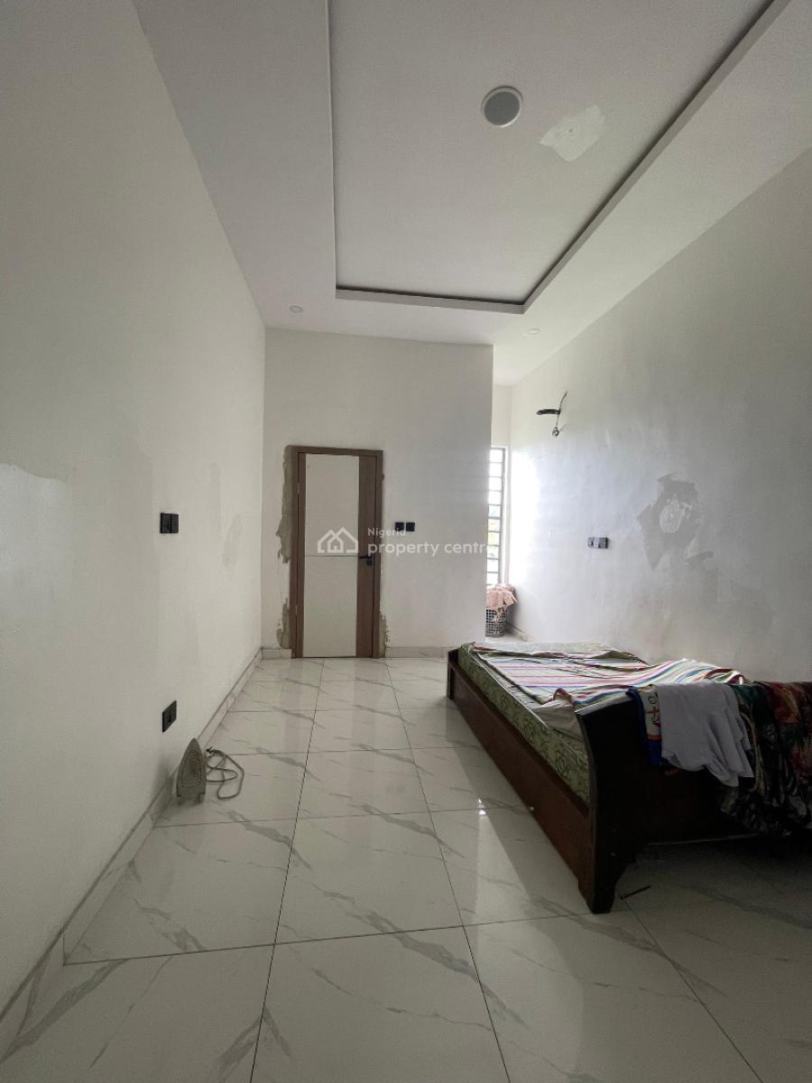 Beautiful 4 Bedroom Terraced Duplex in a Well Secured Call to Access E, Lekki, Ajah, Lagos, Terraced Duplex for Sale