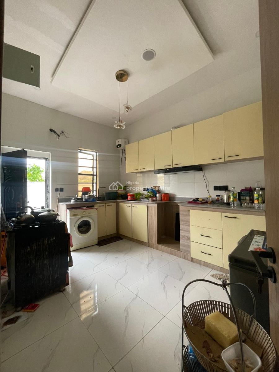 Beautiful 4 Bedroom Terraced Duplex in a Well Secured Call to Access E, Lekki, Ajah, Lagos, Terraced Duplex for Sale