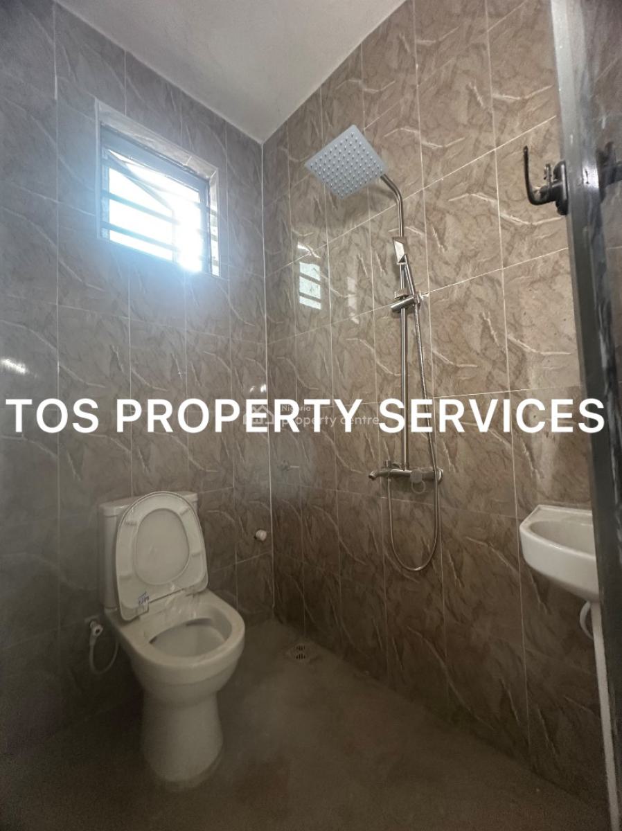 New & Spacious Miniflat+ 2 Toilets (up), Yaba, Yaba, Lagos, Mini Flat (room and Parlour) for Rent
