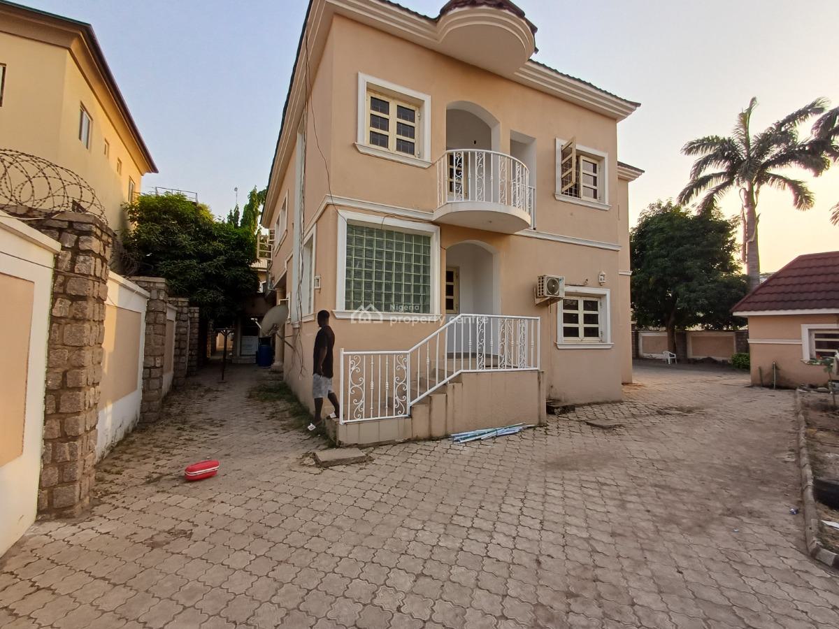 Lovely 4 Bedroom Semi-detached Duplex, Jabi, Abuja, Semi-detached Duplex for Rent