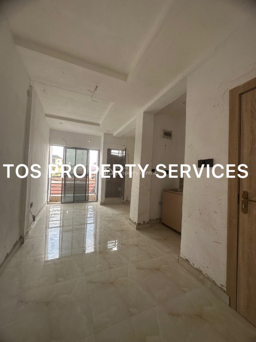 New Miniflat + Balcony, 2 Toilets, Yaba, Yaba, Lagos, Mini Flat (room and Parlour) for Rent