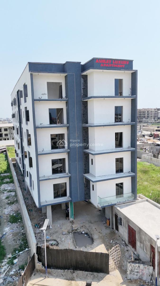 Luxury Spacious 3 Bedroom  Apartment, Lekki Phase 1, Lekki, Lagos, Flat / Apartment for Sale
