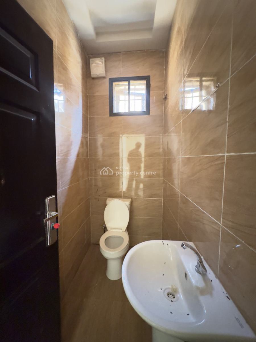 Newly Vacated 1 Bedroom Flat, Lifecamp By Magistrate Court, Life Camp, Abuja, Flat / Apartment for Rent