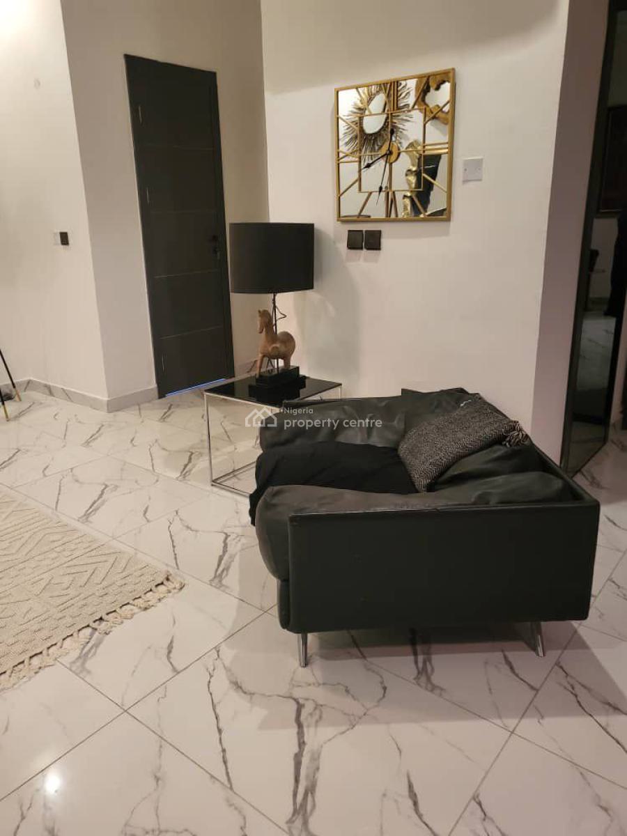 Luxurious Fully Furnished 2 Bedroom Apartment with Pool & 24/7 Light, Lekki Phase 1, Lekki, Lagos, Flat / Apartment for Rent