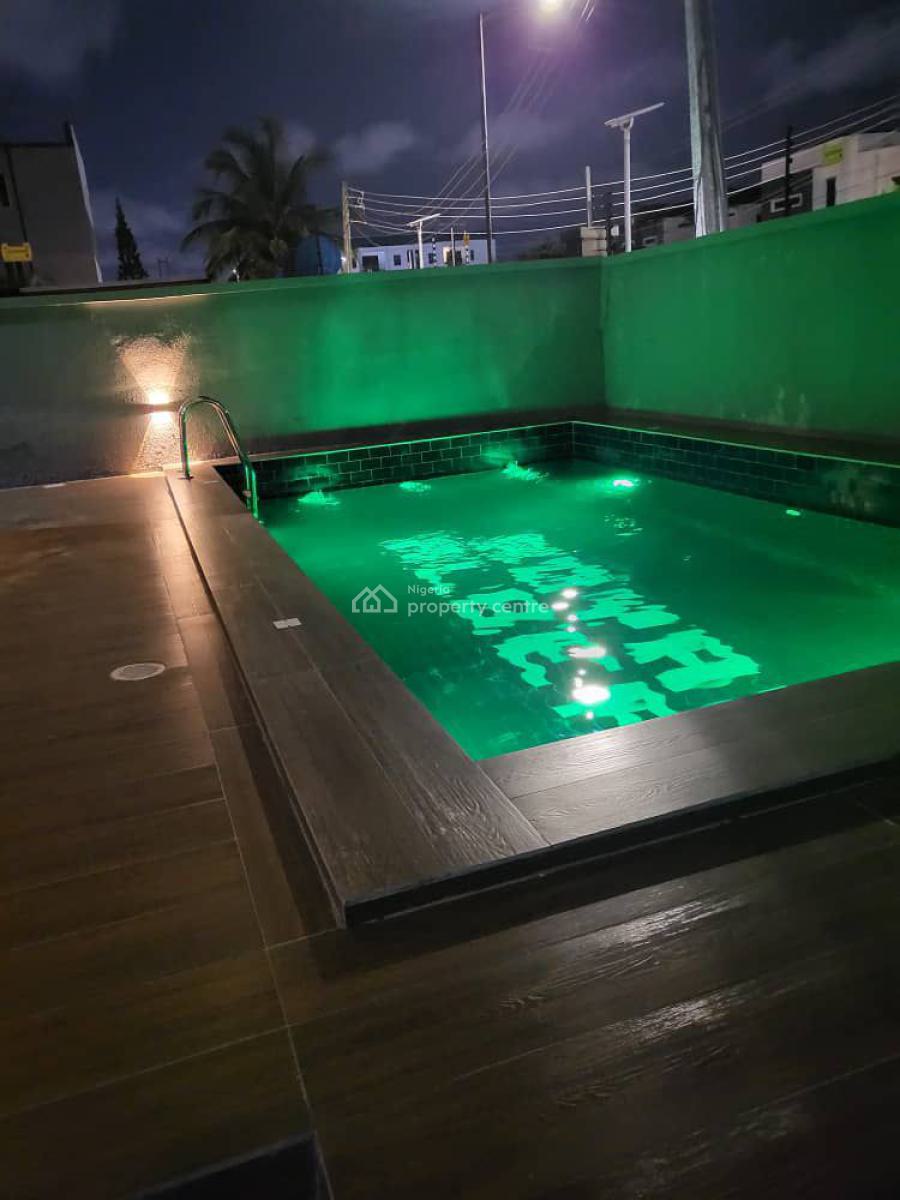 Luxurious Fully Furnished 2 Bedroom Apartment with Pool & 24/7 Light, Lekki Phase 1, Lekki, Lagos, Flat / Apartment for Rent