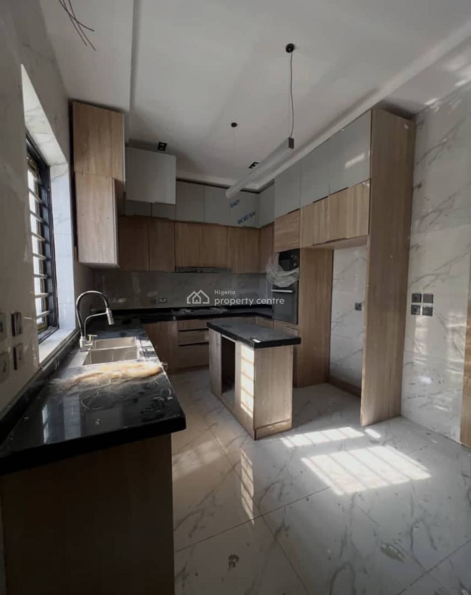 Service 4 Bedrooms Semi Detached Duplex at Orchid Road, Lekki, Lekki, Lagos, Semi-detached Duplex for Rent