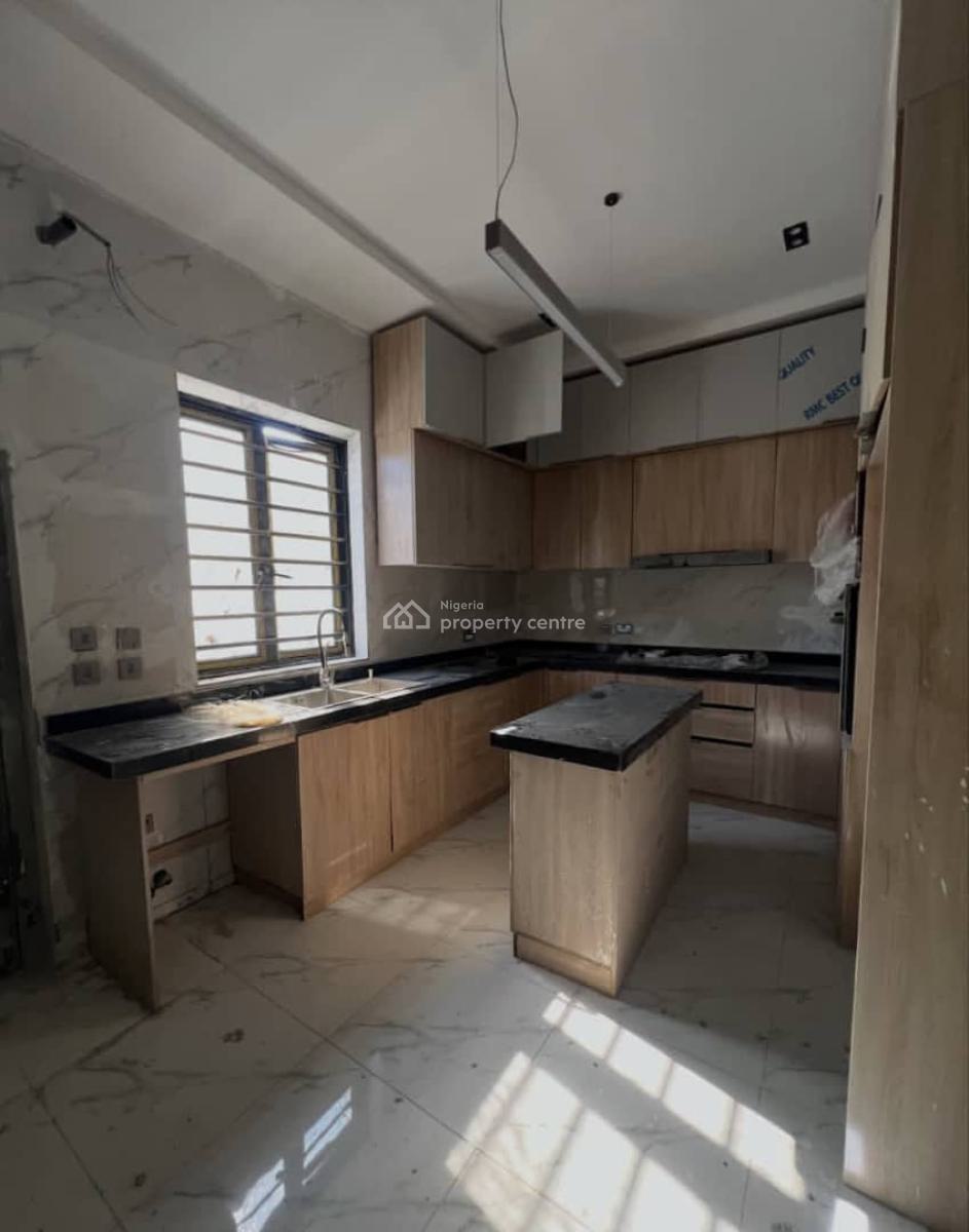 Service 4 Bedrooms Semi Detached Duplex at Orchid Road, Lekki, Lekki, Lagos, Semi-detached Duplex for Rent