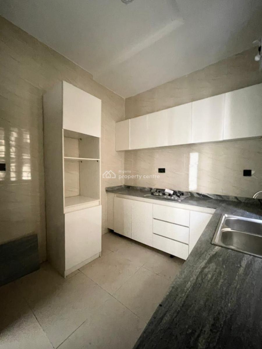 2 Bedroom Apartment, Lbs Olokola, Ajah, Lagos, Flat / Apartment for Sale