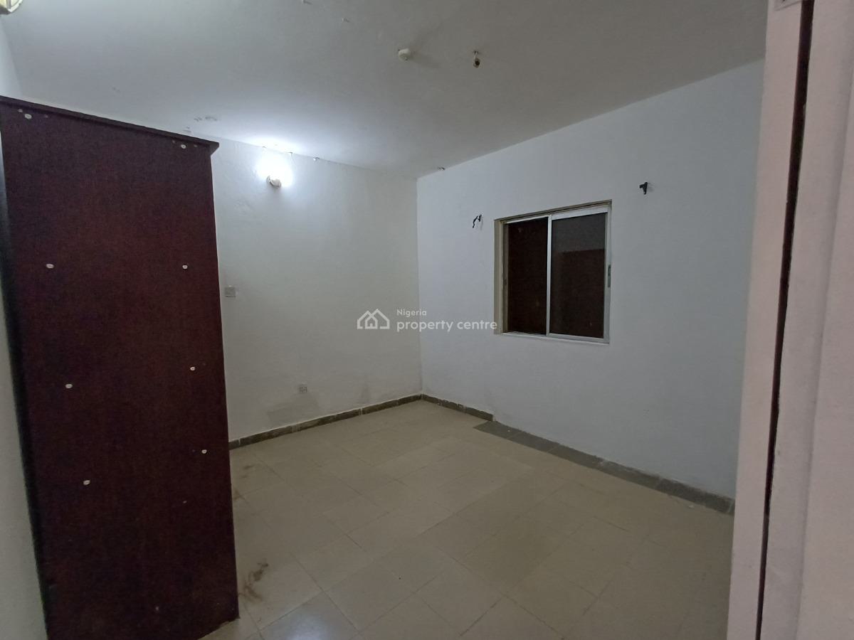 Clean 2 Bedroom Flat on The Ground Floor, Wuse 2, Abuja, Flat / Apartment for Rent