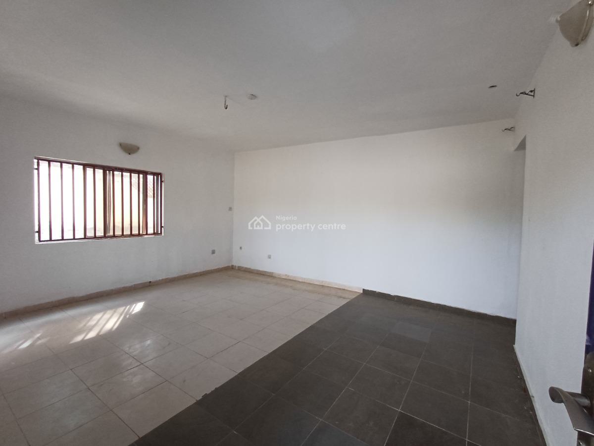 Clean 2 Bedroom Flat on The Ground Floor, Wuse 2, Abuja, Flat / Apartment for Rent