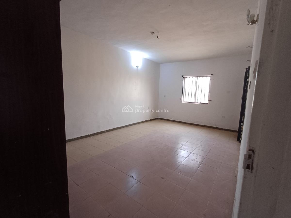 Clean 2 Bedroom Flat on The Ground Floor, Wuse 2, Abuja, Flat / Apartment for Rent