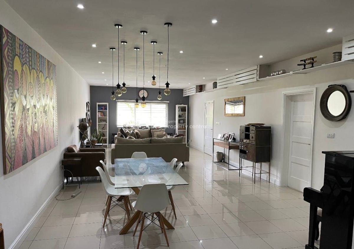 Well Maintained & Spacious 3 Bed Office Space, Off Admiralty, Lekki Phase 1, Lekki, Lagos, Flat / Apartment for Rent