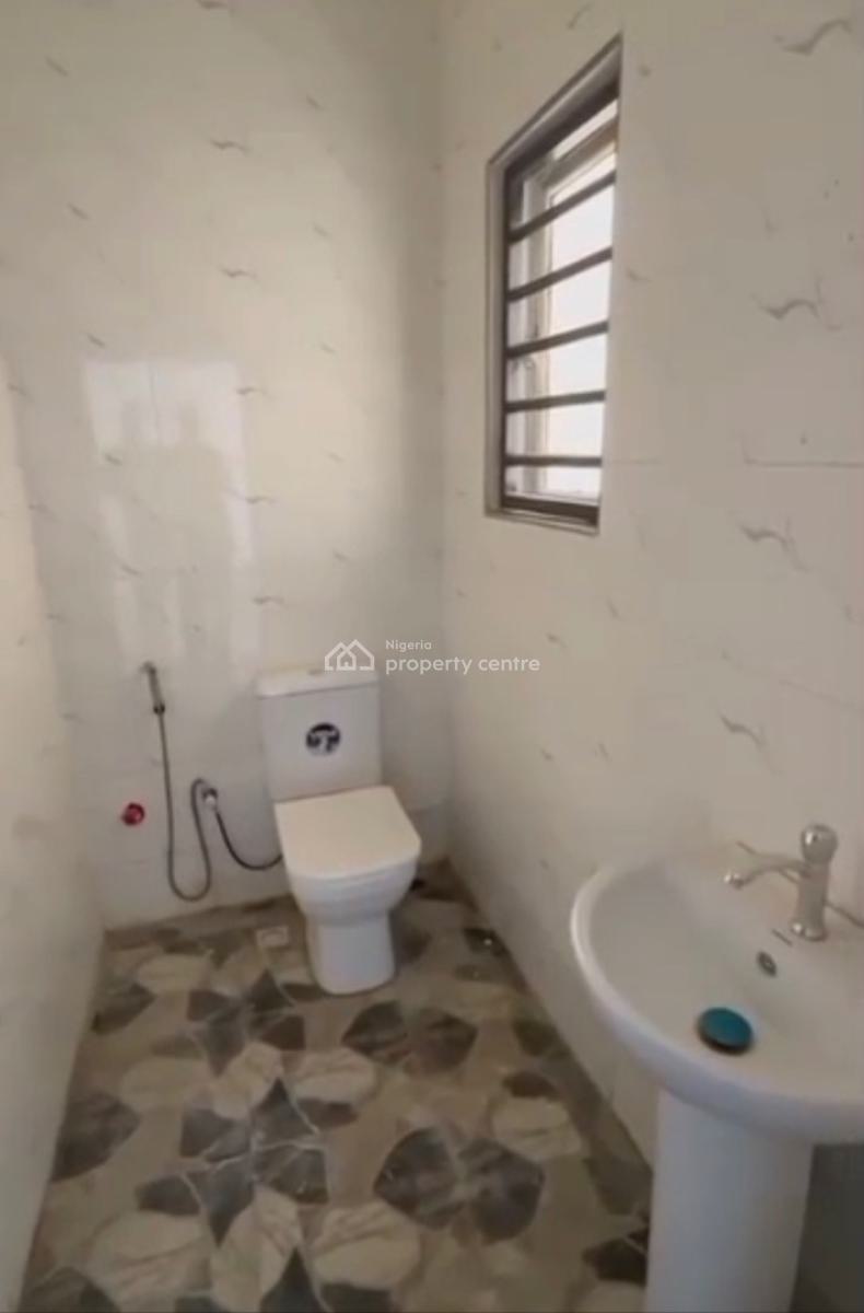 Luxury 2bedroom En-suite Block of Flat, Tarred Road, Life Camp Main, Life Camp, Abuja, Block of Flats for Sale