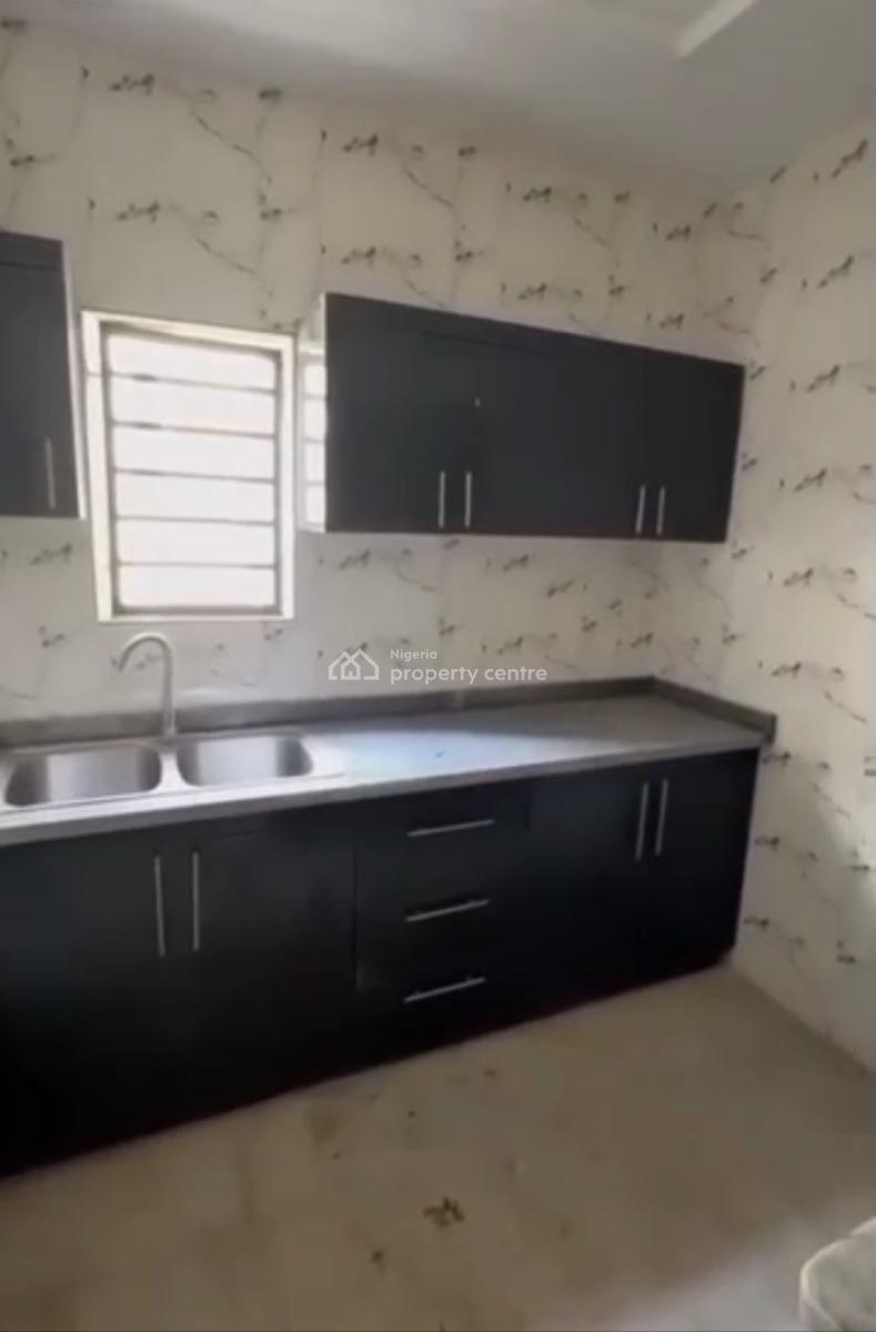 Luxury 2bedroom En-suite Block of Flat, Tarred Road, Life Camp Main, Life Camp, Abuja, Block of Flats for Sale