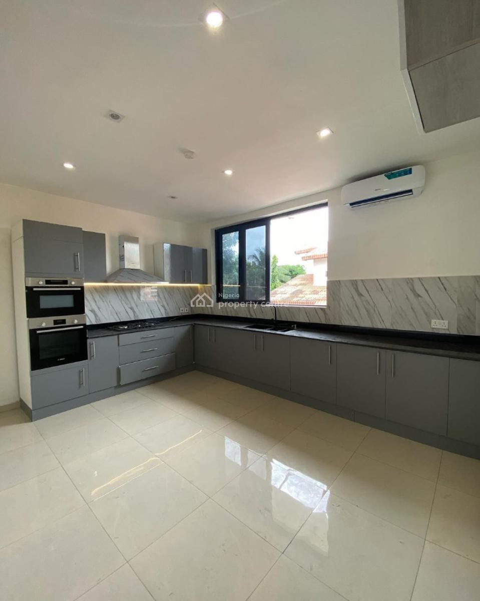 Well Maintained 4 Bedroom Apartment, Old Ikoyi, Ikoyi, Lagos, Flat / Apartment for Rent