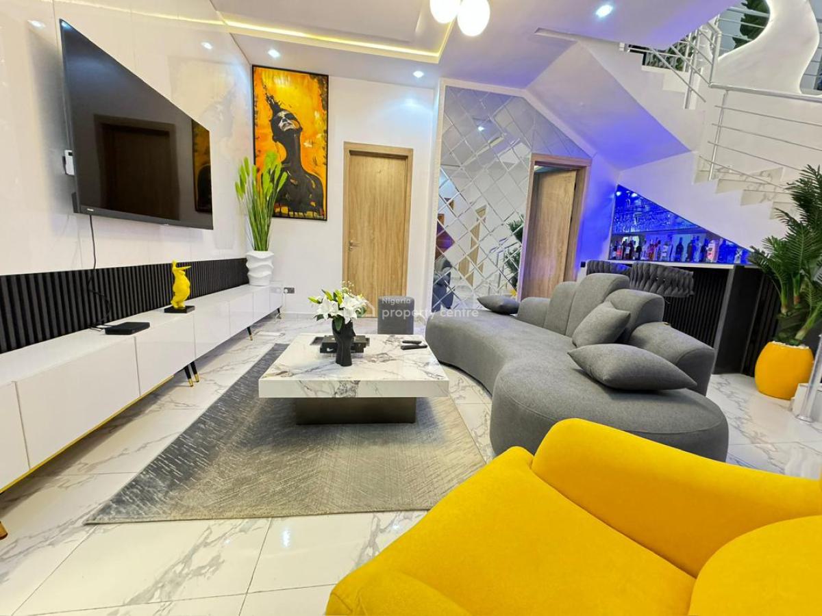 2 Bedroom Apartment, Orchid Road, Lekki, Lagos, Flat / Apartment Short Let