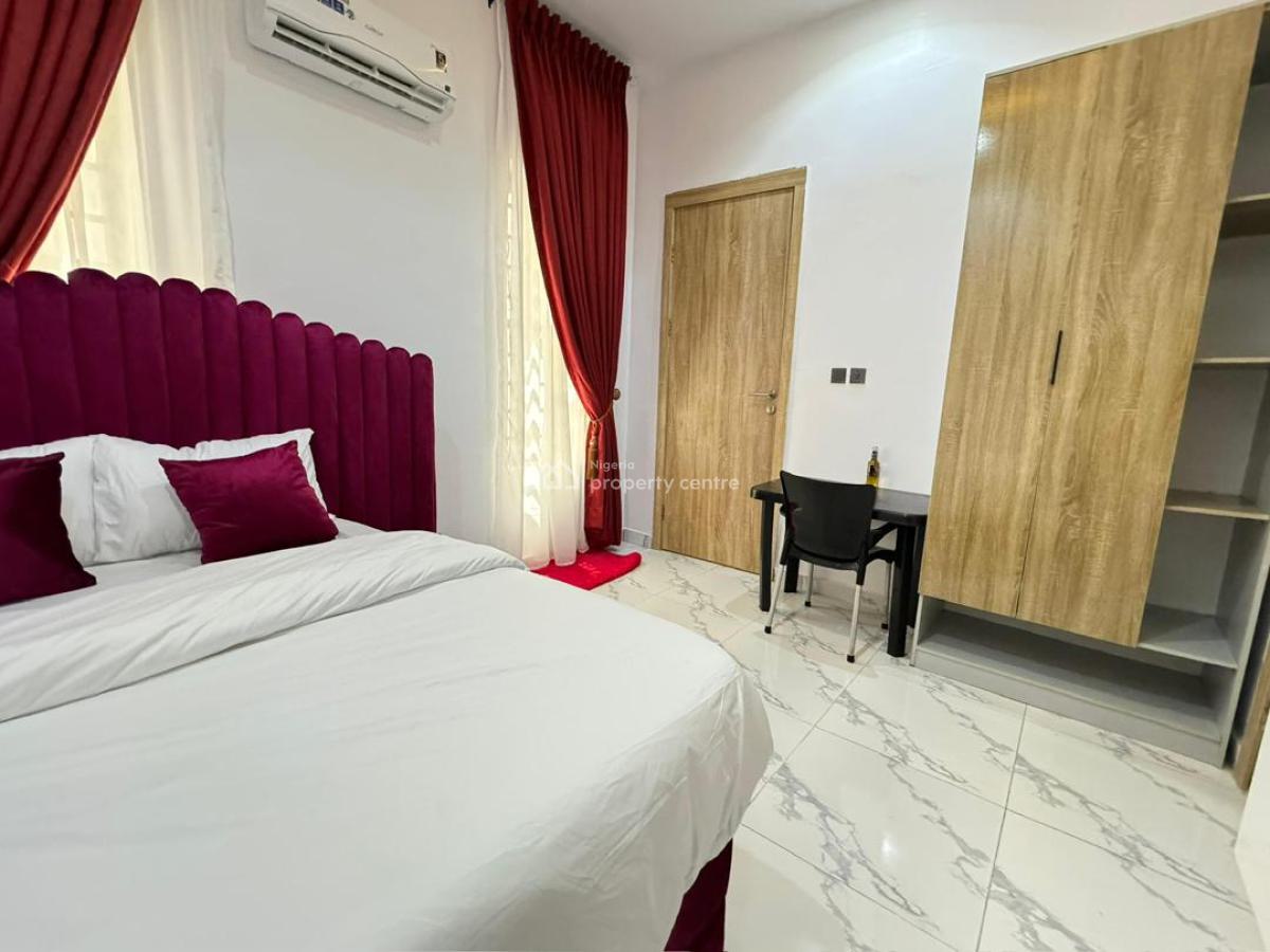 2 Bedroom Apartment, Orchid Road, Lekki, Lagos, Flat / Apartment Short Let