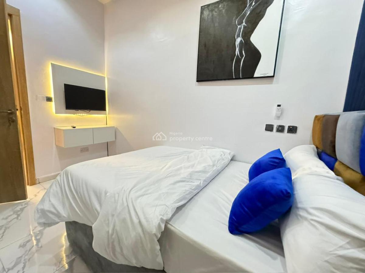 2 Bedroom Apartment, Orchid Road, Lekki, Lagos, Flat / Apartment Short Let