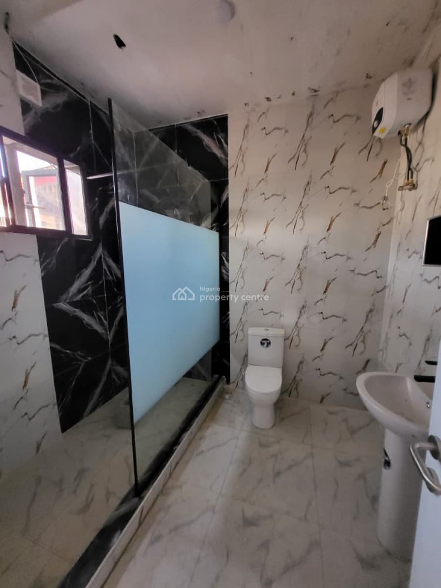 4 Bedroom Terrace Duplex + Bq, Guzape District, Abuja, Terraced Duplex for Sale