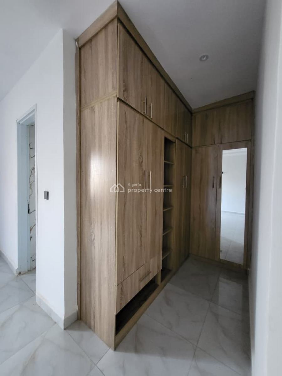 4 Bedroom Terrace Duplex + Bq, Guzape District, Abuja, Terraced Duplex for Sale