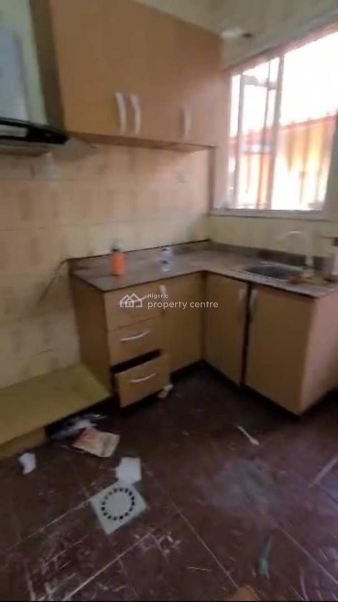Lovely 3bedroom Flat, Inside an Estate, Mende, Maryland, Lagos, Flat / Apartment for Sale