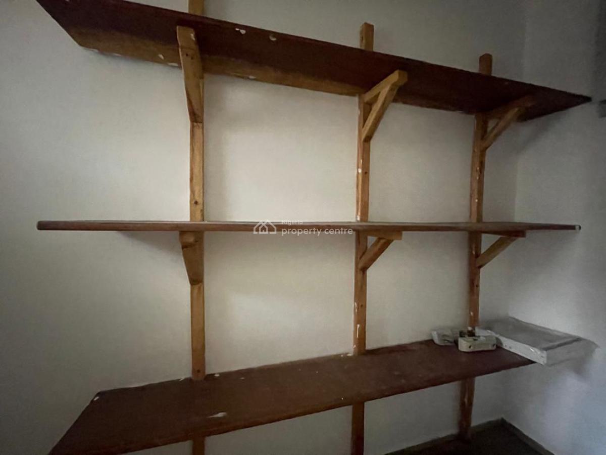 Standard 6 Unit Ensuit 3 Bedroom Apt with Bq, Ikate, Ikate, Lekki, Lagos, Flat / Apartment for Rent