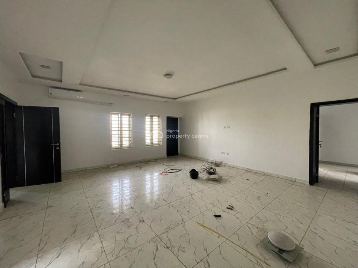 Standard 6 Unit Ensuit 3 Bedroom Apt with Bq, Ikate, Ikate, Lekki, Lagos, Flat / Apartment for Rent