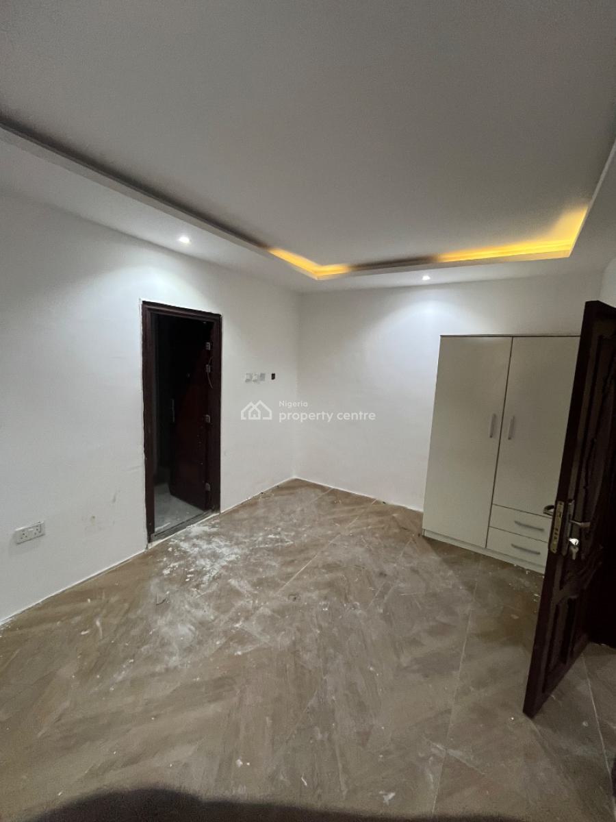 Mini Flat, Off Admiralty Way, Lekki Phase 1, Lekki, Lagos, Mini Flat (room and Parlour) for Rent