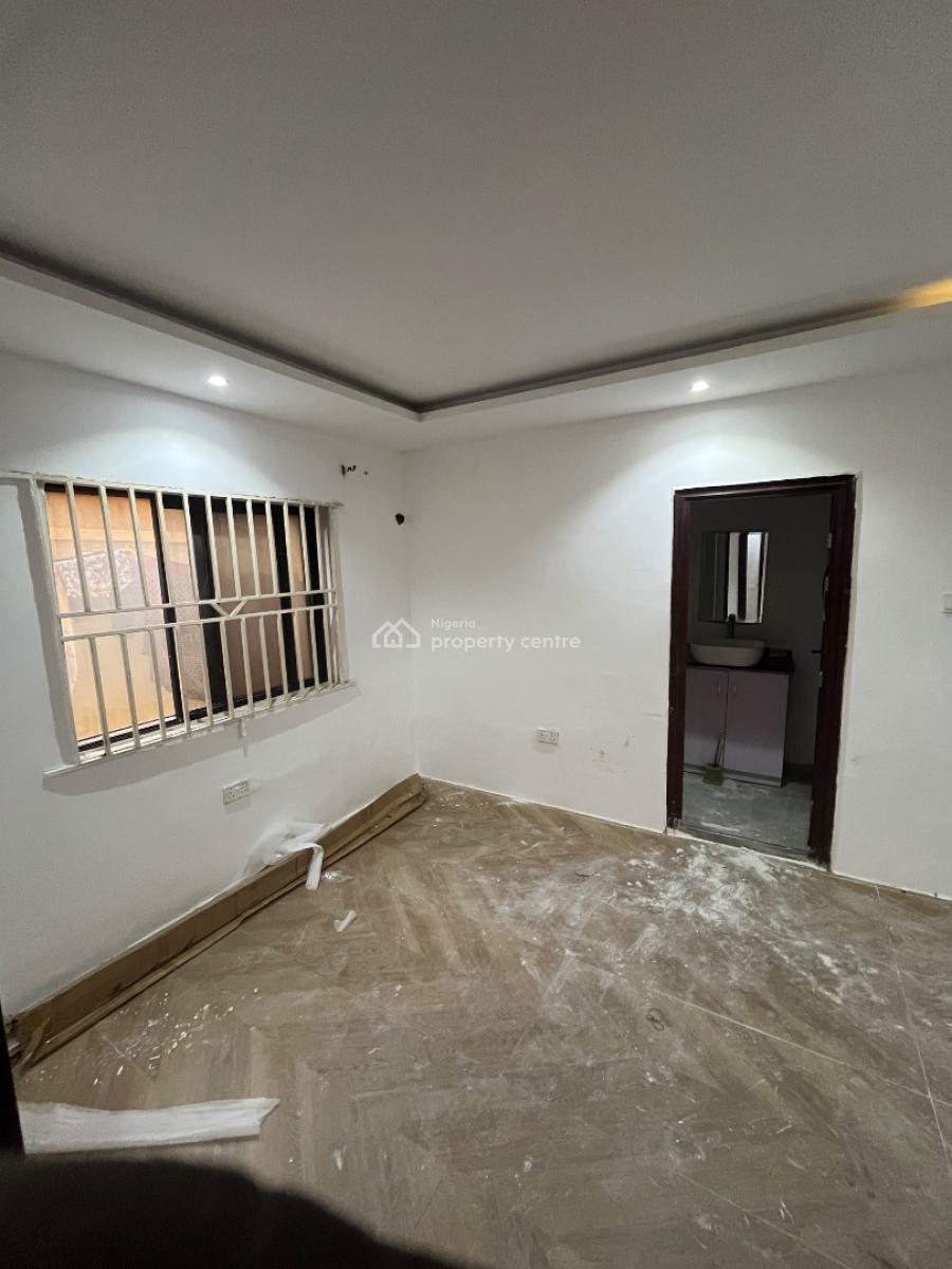 Mini Flat, Off Admiralty Way, Lekki Phase 1, Lekki, Lagos, Mini Flat (room and Parlour) for Rent
