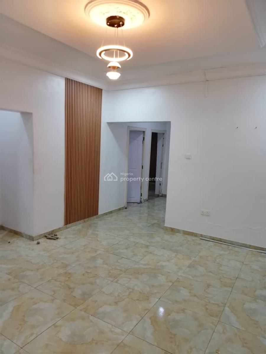 a Lovely Spacious Ground Floor 3 Bedroom Flat Ensuite, Ibukunolu Street, Akoka, Yaba, Lagos, Flat / Apartment for Rent