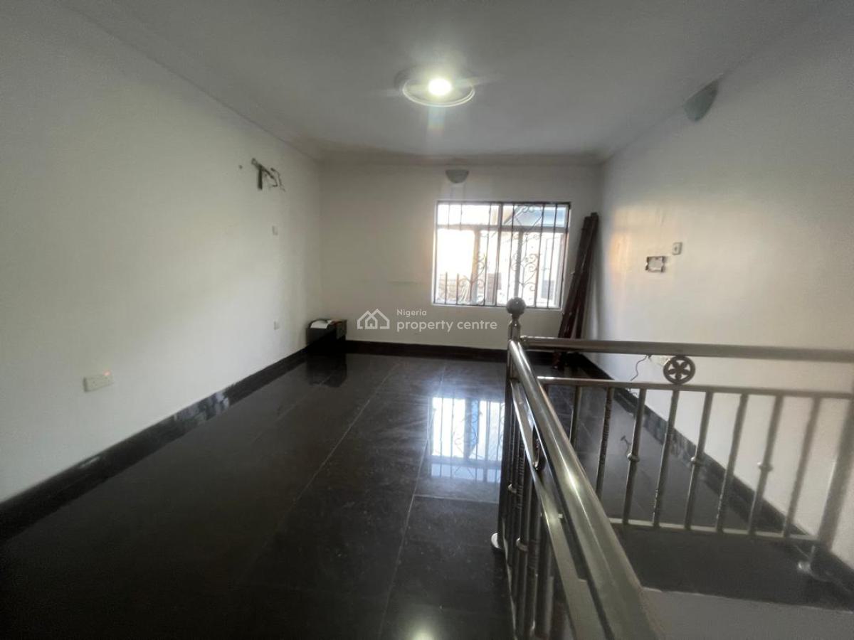 a 2 Bedroom Duplex, Lekki Phase 1, Lekki, Lagos, Terraced Duplex for Rent