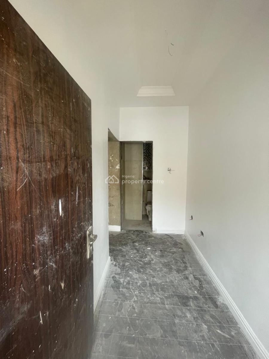 Newly Renovated 3bedroom Flat on The 2nd Floor,comes with Fridge Etc, Jahi, Abuja, Flat / Apartment for Rent