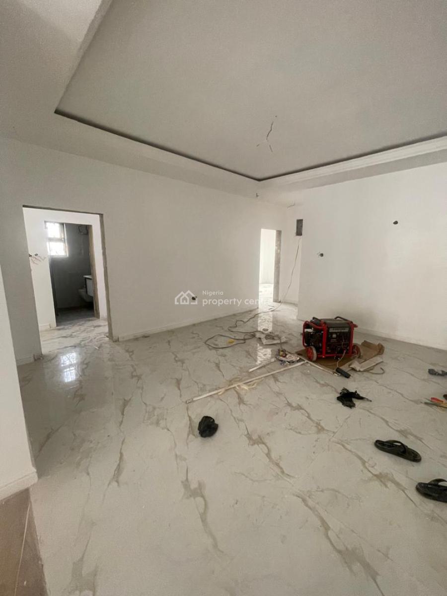 Newly Renovated 3bedroom Flat on The 2nd Floor,comes with Fridge Etc, Jahi, Abuja, Flat / Apartment for Rent