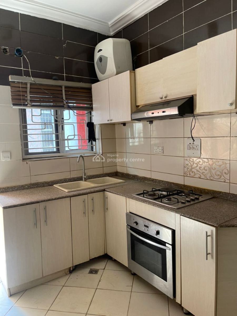 Standard 3bedroom on The First Floor Serviced with Acs , Gas Cooker, Katampe, Abuja, Flat / Apartment for Rent