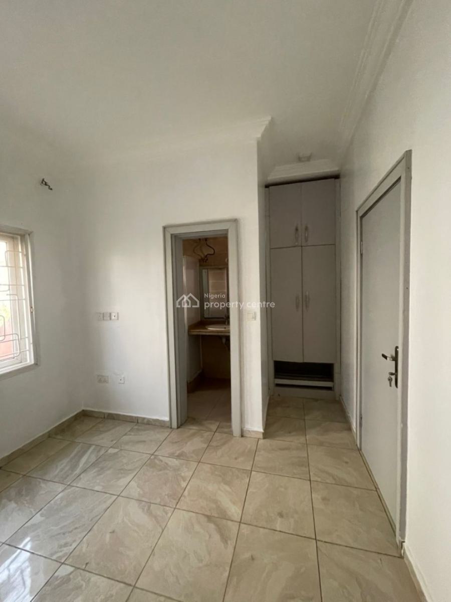 Standard 3bedroom on The First Floor Serviced with Acs , Gas Cooker, Katampe, Abuja, Flat / Apartment for Rent