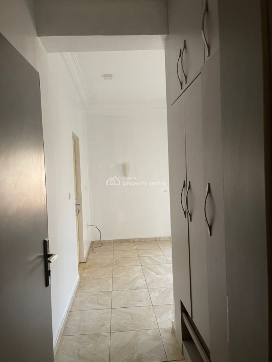 Standard 3bedroom on The First Floor Serviced with Acs , Gas Cooker, Katampe, Abuja, Flat / Apartment for Rent