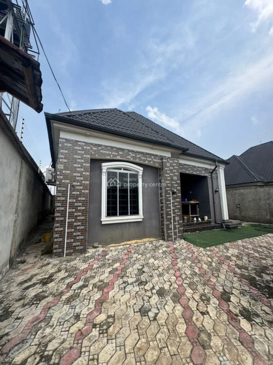 Exotic and Tastefully Finished Three (3) Bedroom Detached Bungalow, Radio Estate, Port Harcourt, Port Harcourt, Rivers, Detached Bungalow for Sale