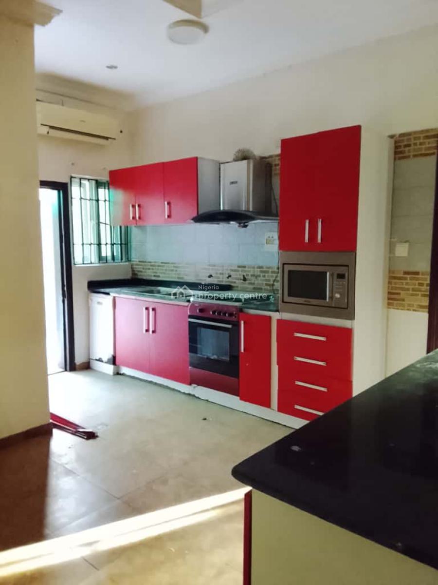4 Bedroom Semi Detached Duplex at Lekki Phase 1, Lekki Phase 1, Lekki, Lagos, Semi-detached Duplex for Rent