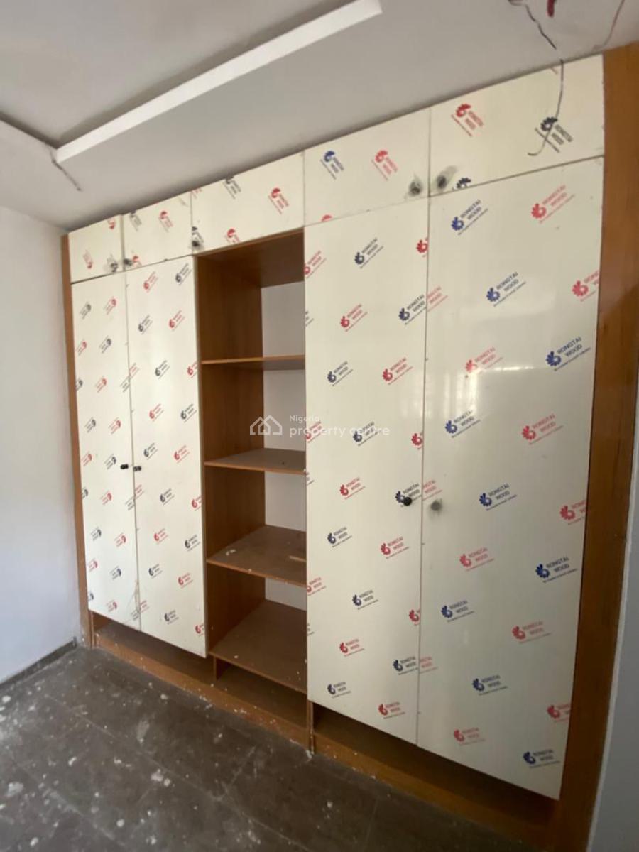 6 Bedroom Semi Detached Duplex with 2 Rooms Bq and  2 Study Room, Ikoyi Lagos, Ikoyi, Lagos, Commercial Property for Rent
