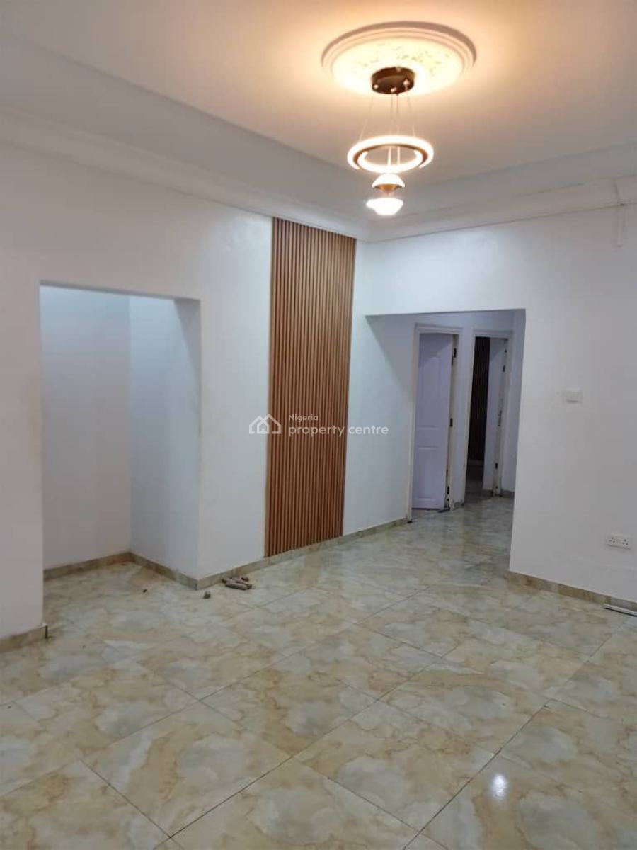 Executive Standard and Very Decent Three 3bedroom Flat, Akoka, Yaba, Lagos, Flat / Apartment for Rent