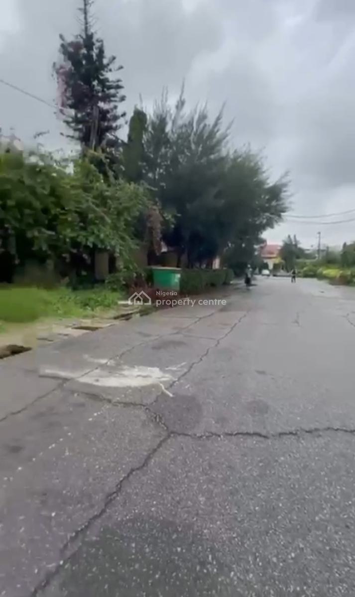 Premium 500sqm of Bareland in a Secured and Nice Estate in Ik, Parkview, Ikoyi, Lagos, Residential Land for Sale