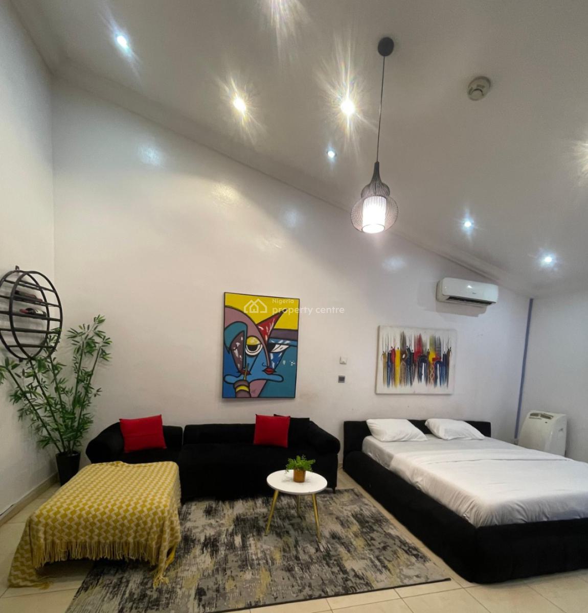 Luxury Studio Apartment with Complimentary Wine, Osapa, Lekki, Lagos, Flat / Apartment Short Let