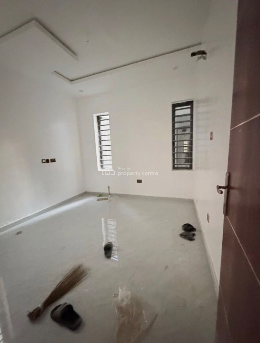 Newly Built 2 Bedroom Apartments, Surulere, Lagos, Block of Flats for Sale