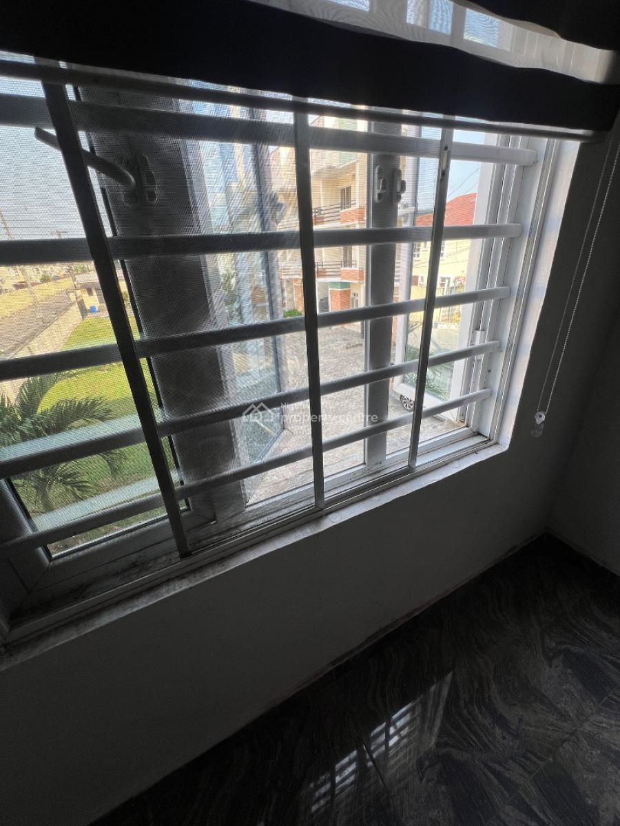 Spacious Studio Apartment with Two Tenants to Share a Big Kitchen, Osapa, Lekki, Lagos, Self Contain (single Rooms) for Rent