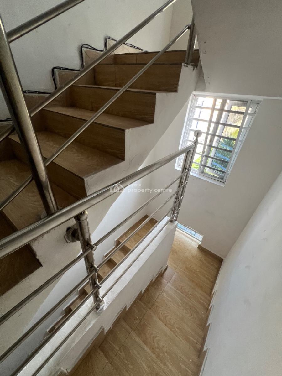 Spacious Studio Apartment with Two Tenants to Share a Big Kitchen, Osapa, Lekki, Lagos, Self Contain (single Rooms) for Rent