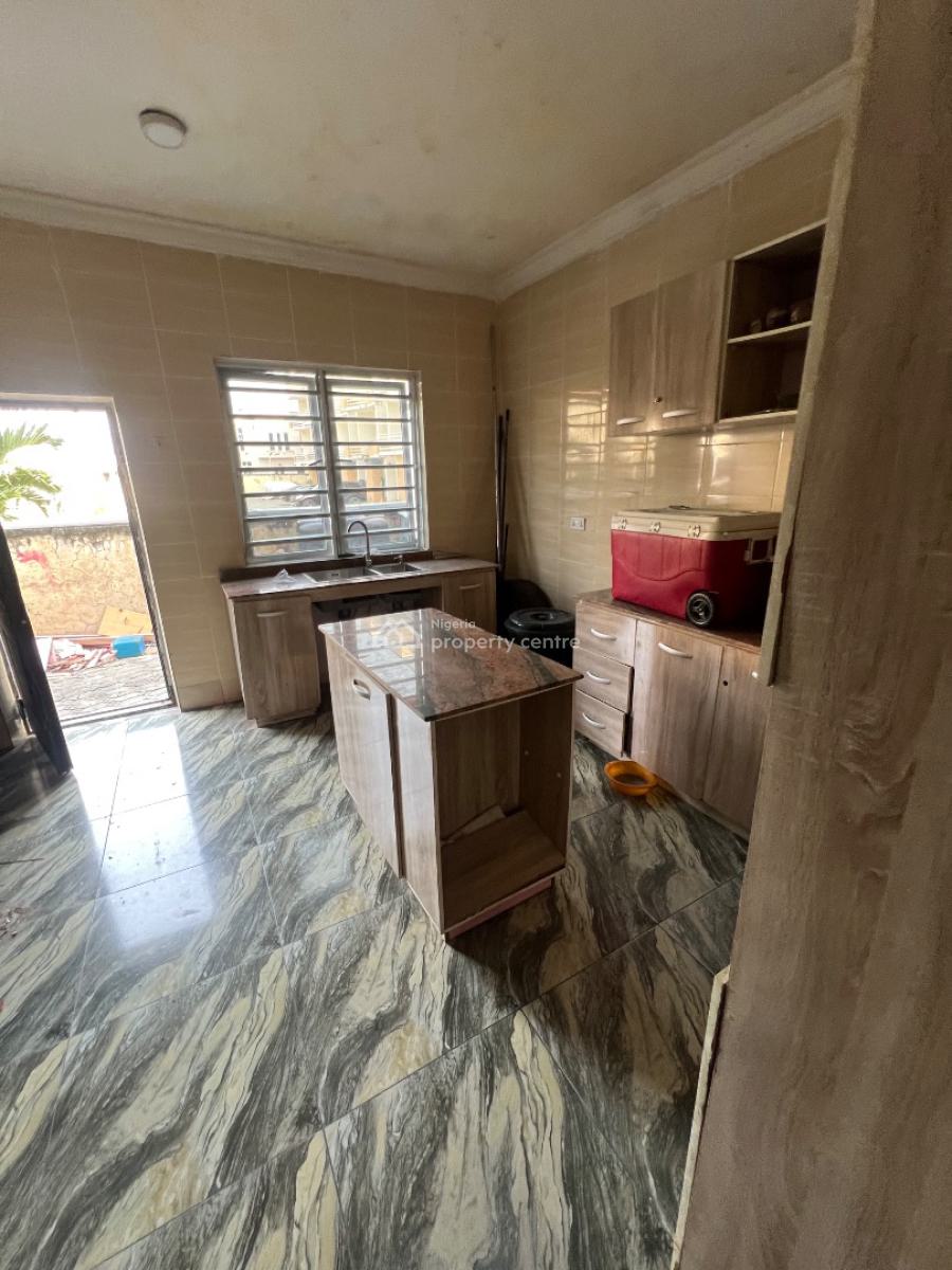 Spacious Studio Apartment with Two Tenants to Share a Big Kitchen, Osapa, Lekki, Lagos, Self Contain (single Rooms) for Rent