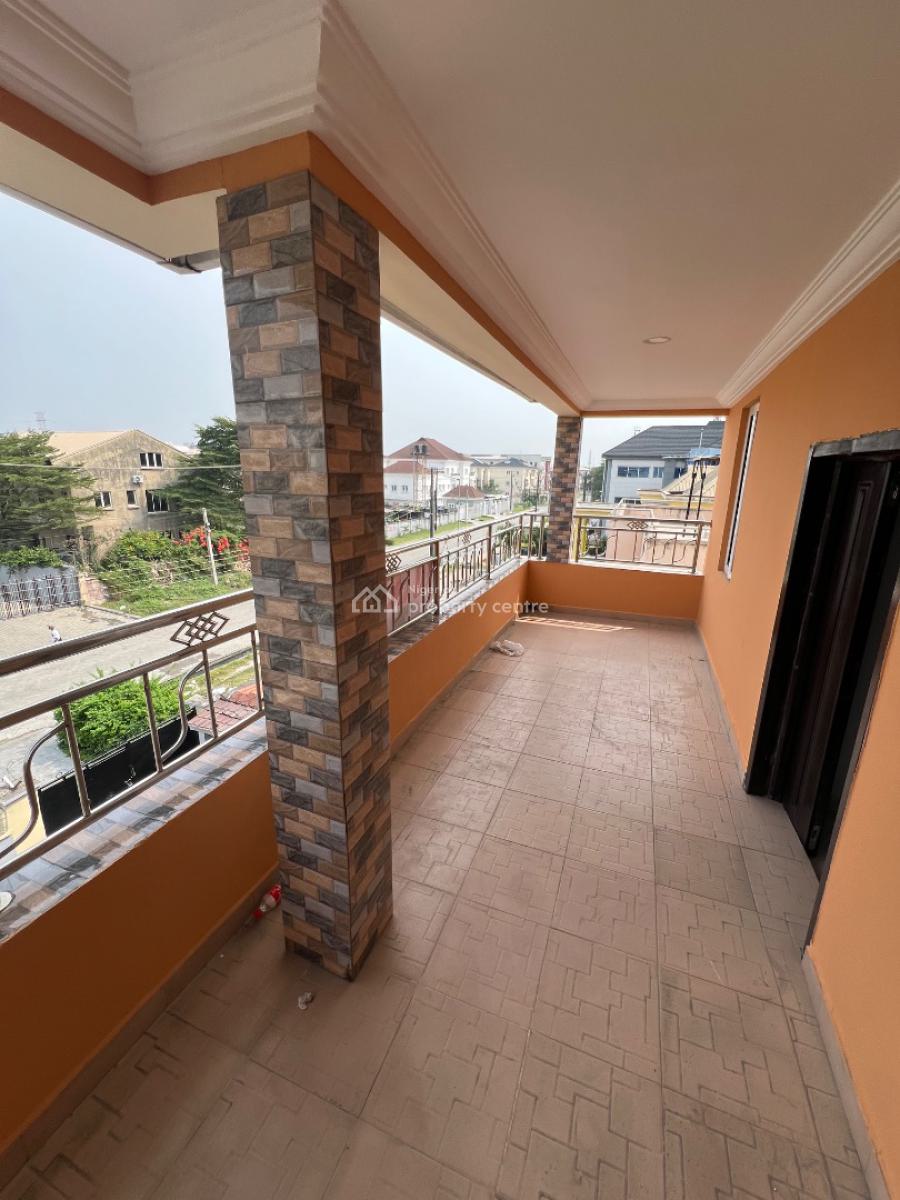 Spacious 3-bedroom Apartment with a Massive Balcony in a Secure Estate, Oniru, Victoria Island (vi), Lagos, Flat / Apartment for Rent