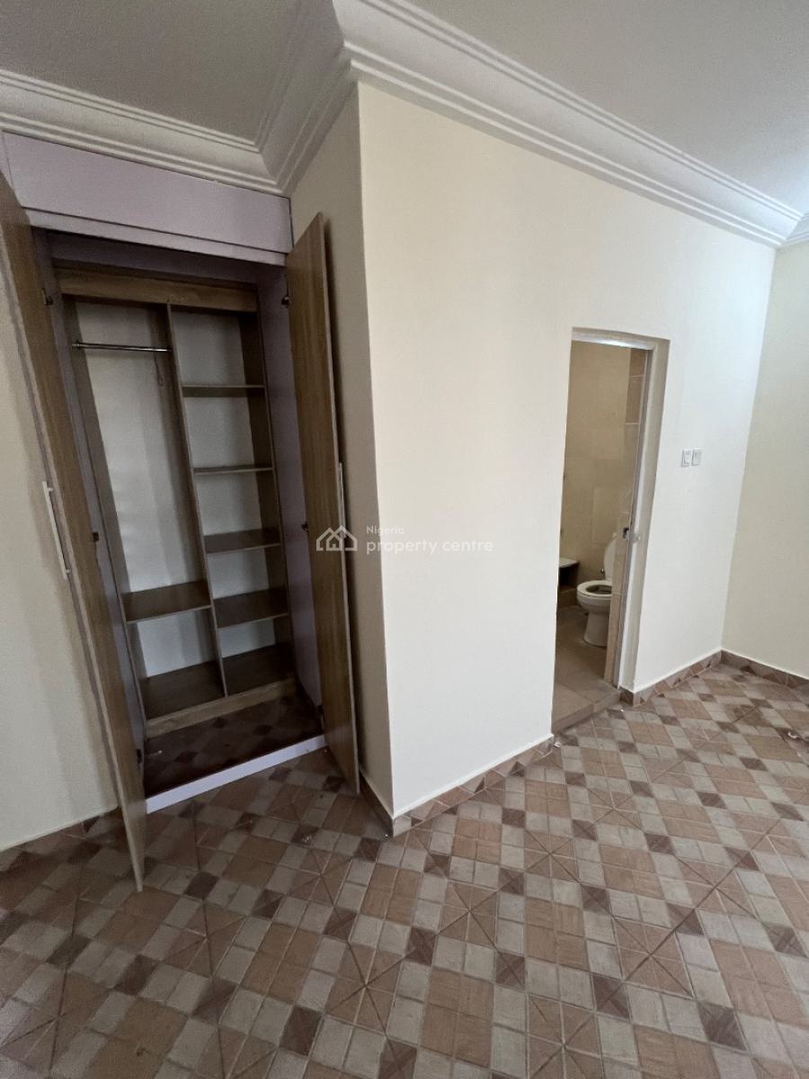 Spacious 3-bedroom Apartment with a Massive Balcony in a Secure Estate, Oniru, Victoria Island (vi), Lagos, Flat / Apartment for Rent